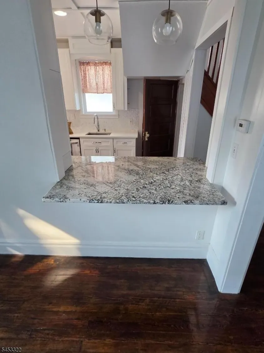 195 Kerrigan Blvd Newark City, NJ 07106