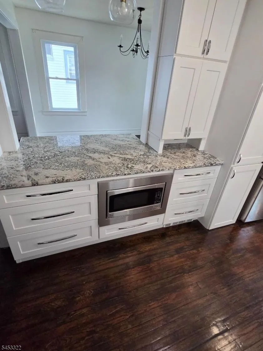 195 Kerrigan Blvd Newark City, NJ 07106