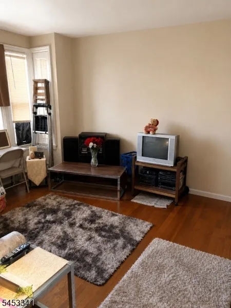 311 N 8Th St Prospect Park, NJ 07508