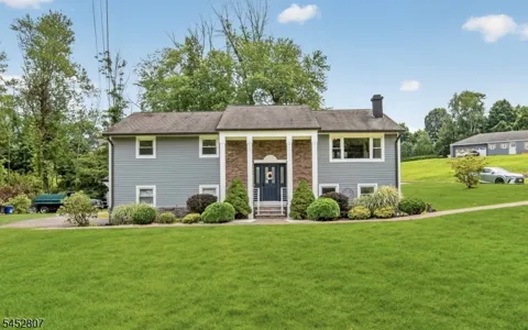 105 Jacksonville Rd
