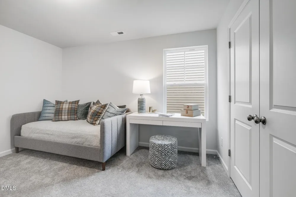1041 Red Finch Way Angier, NC 27501