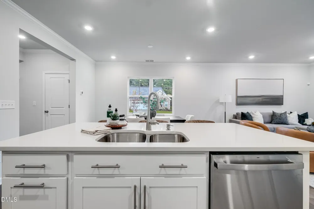 949 Glowing Star Lane Angier, NC 27501