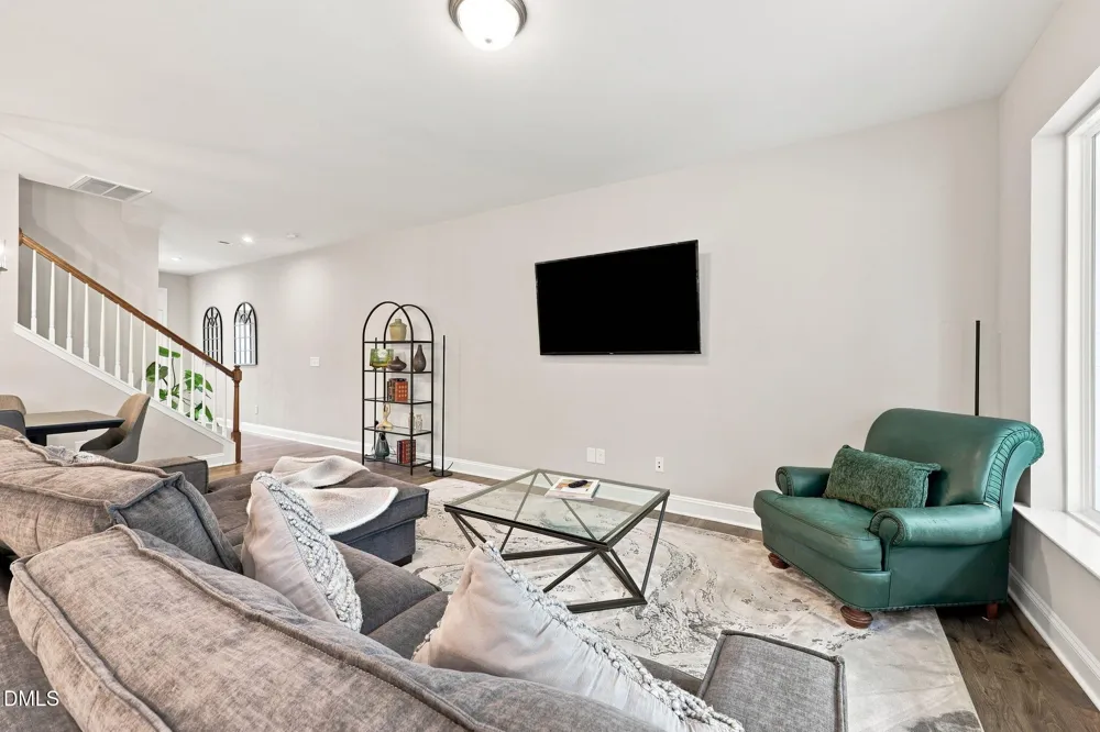 272 Deardom Way Chapel Hill, NC 27516