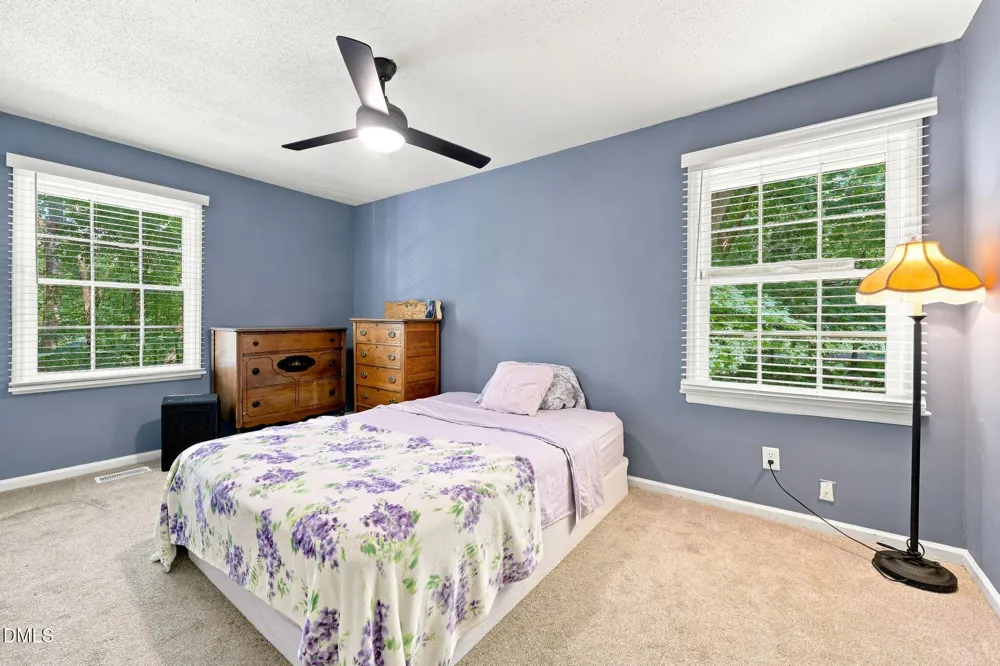 8718 Rollingwood Road Chapel Hill, NC 27516