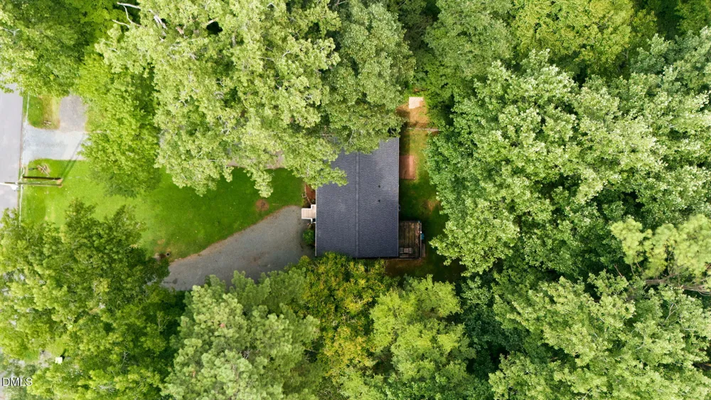 8718 Rollingwood Road Chapel Hill, NC 27516