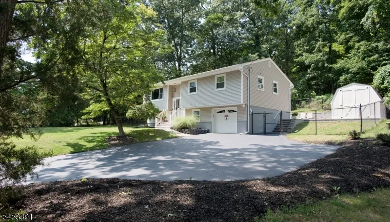 336 Conklintown Rd Ringwood, NJ 07456