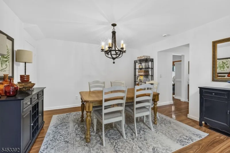 2 Eagle Dr Hampton, NJ 07860