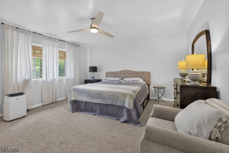 2 Eagle Dr Hampton, NJ 07860
