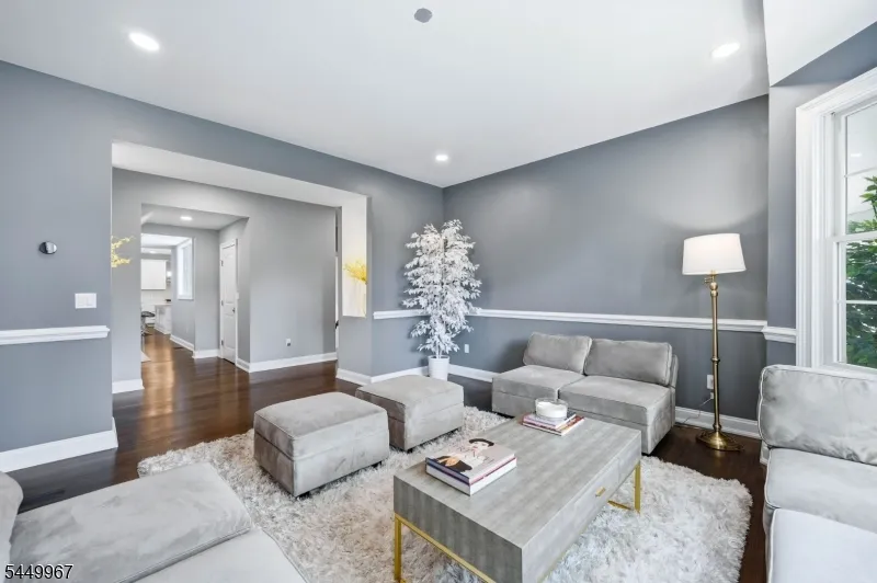 189 HIGHFIELD LANE Nutley, NJ 07110