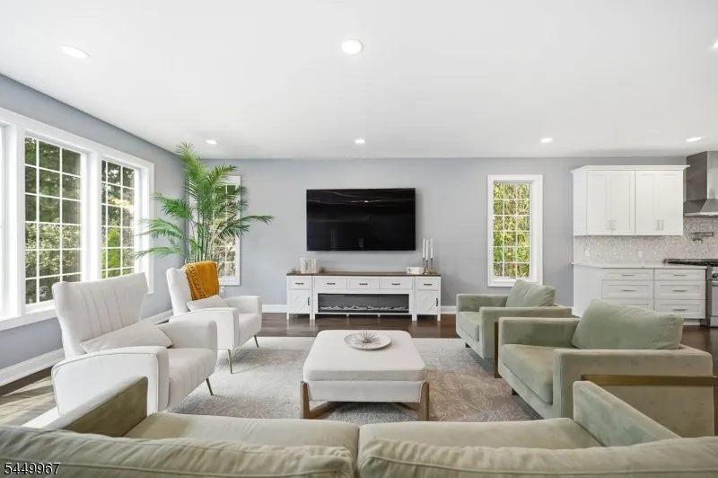 189 HIGHFIELD LANE Nutley, NJ 07110