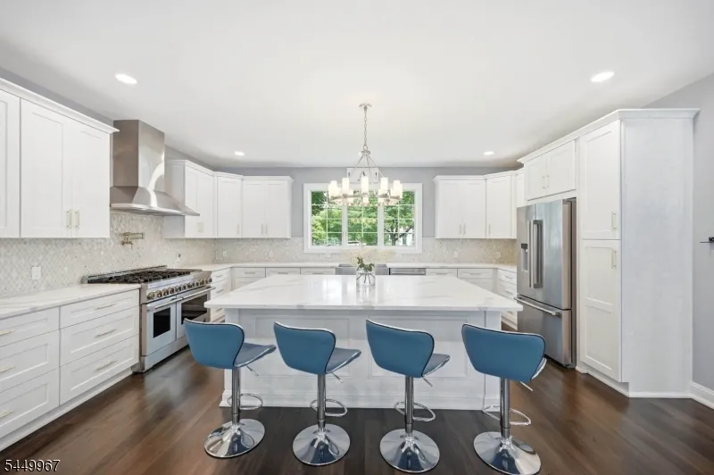 189 HIGHFIELD LANE Nutley, NJ 07110