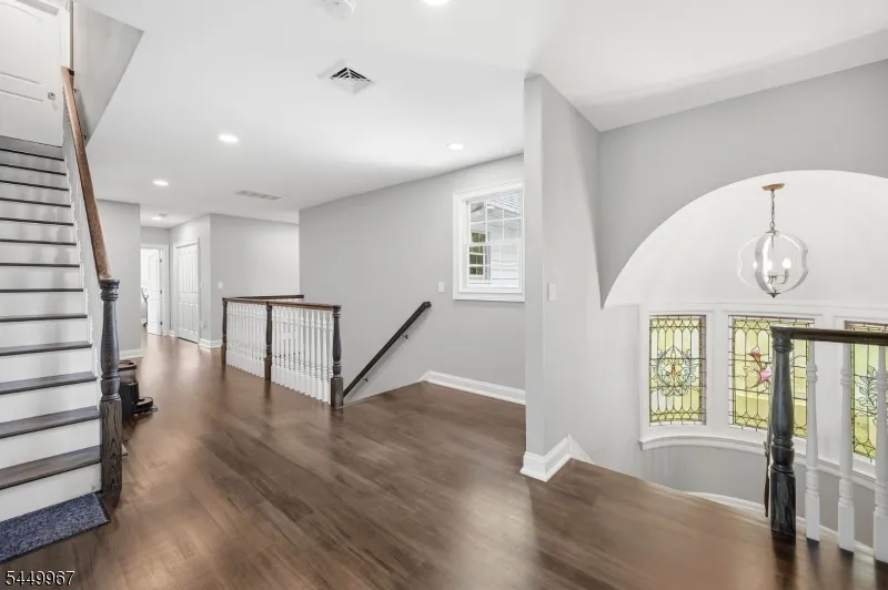 189 HIGHFIELD LANE Nutley, NJ 07110