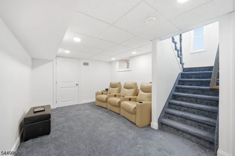 189 HIGHFIELD LANE Nutley, NJ 07110