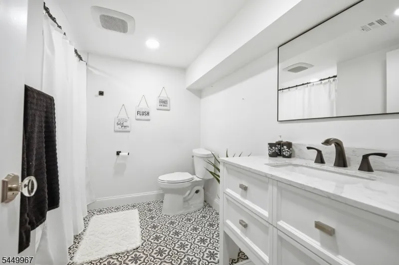 189 HIGHFIELD LANE Nutley, NJ 07110