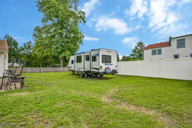 2 Orchid Pl Middlesex, NJ 08846