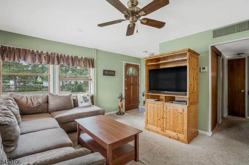 2 Orchid Pl Middlesex, NJ 08846