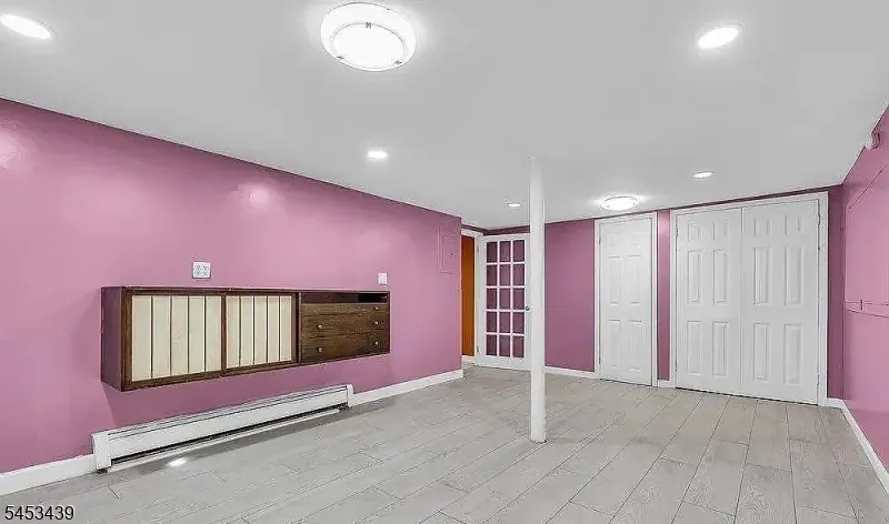 585 Noe Ave Woodbridge, NJ 07095