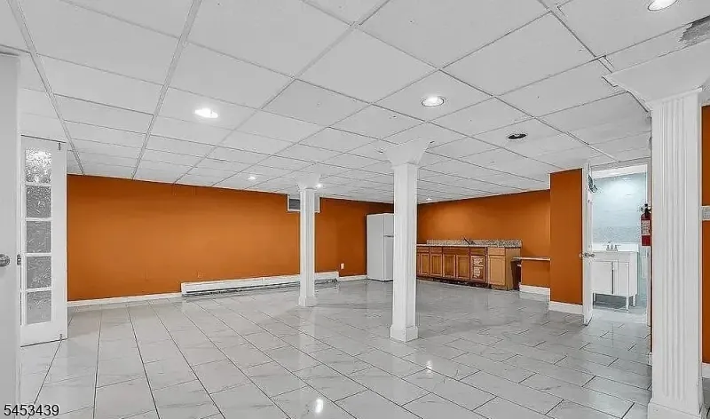 585 Noe Ave Woodbridge, NJ 07095