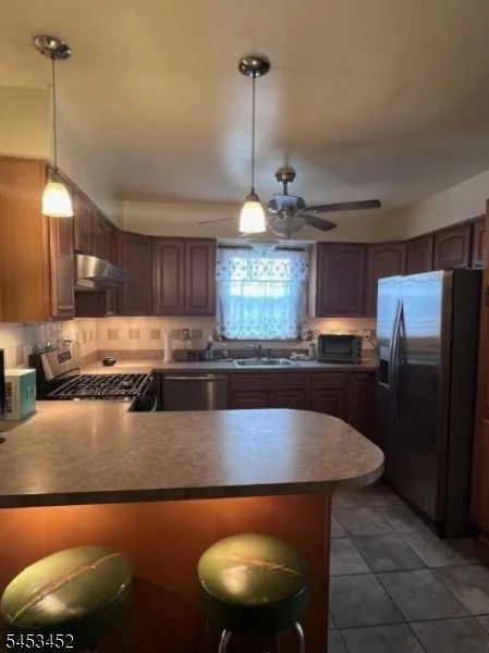 263 Colonial Pl Plainfield City, NJ 07062