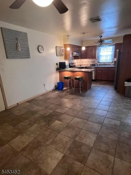 263 Colonial Pl Plainfield City, NJ 07062