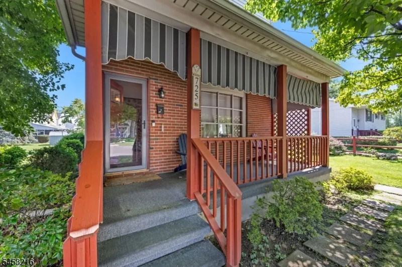 725 Sayre Ave Phillipsburg Town, NJ 08865