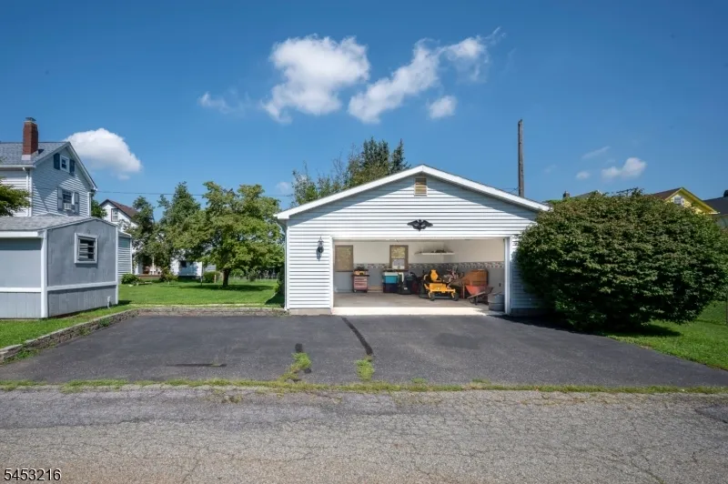 725 Sayre Ave Phillipsburg Town, NJ 08865