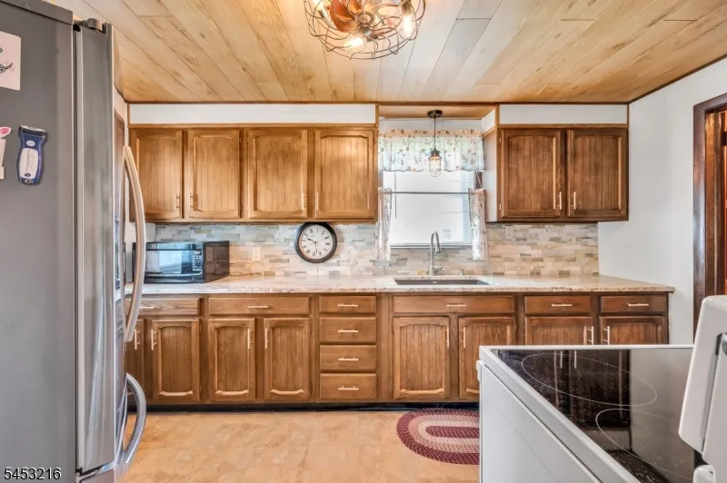 725 Sayre Ave Phillipsburg Town, NJ 08865