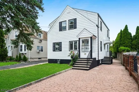 124 Woodruff Pl