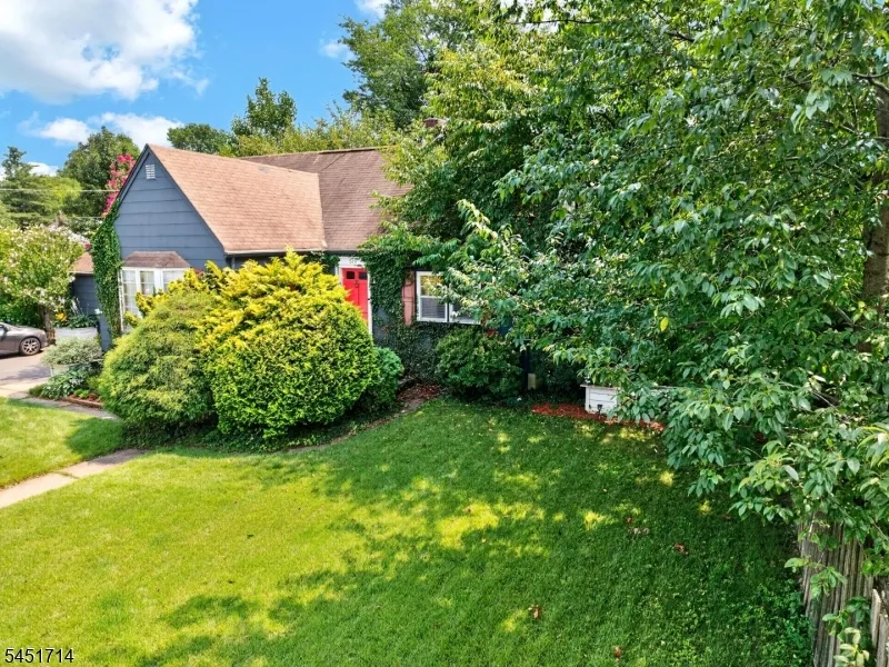 510 Cook Ave Middlesex, NJ 08846