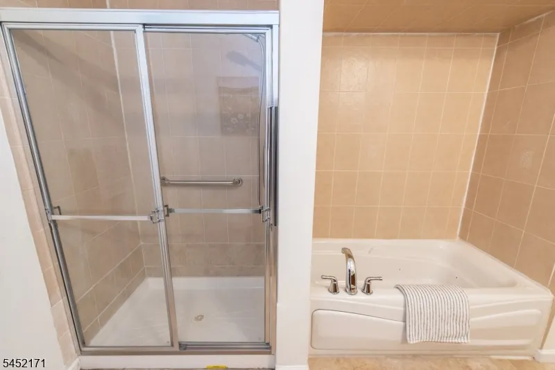 54 S Maple Ave #D Unit D East Orange City, NJ 07018