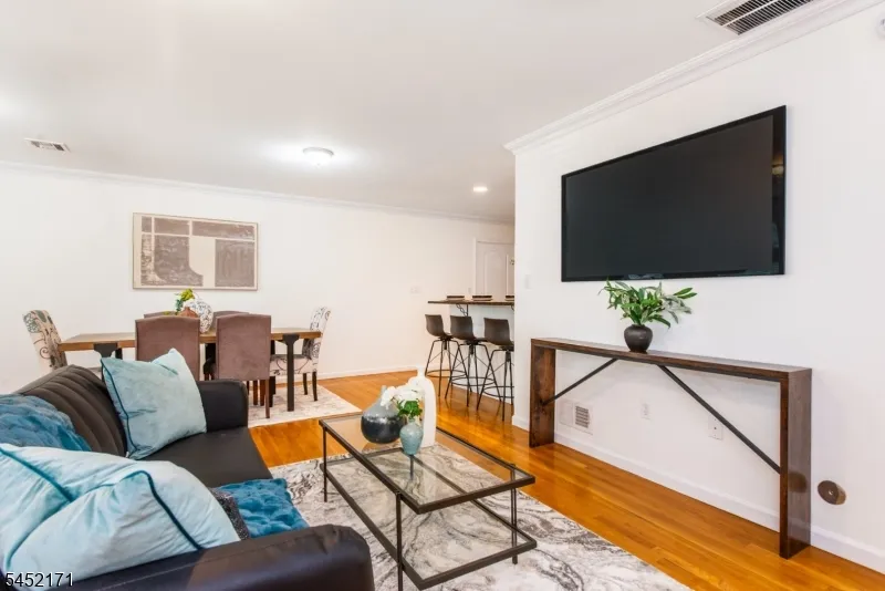 54 S Maple Ave #D Unit D East Orange City, NJ 07018