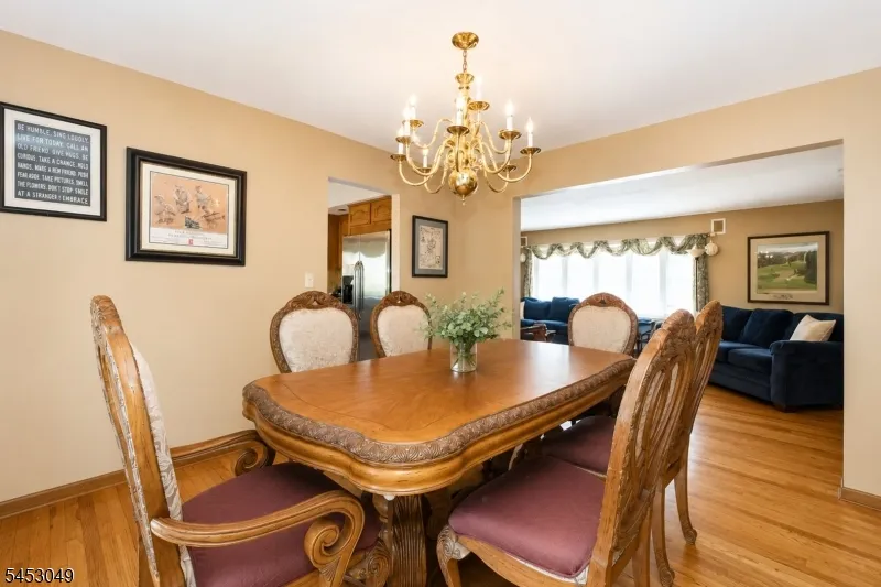 472 Summit Rd Mountainside, NJ 07092