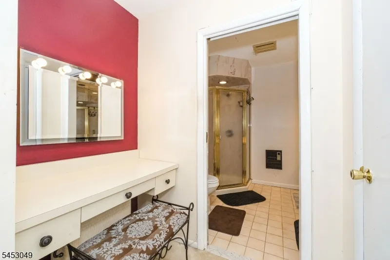 472 Summit Rd Mountainside, NJ 07092