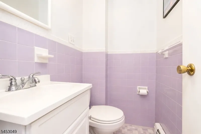 472 Summit Rd Mountainside, NJ 07092