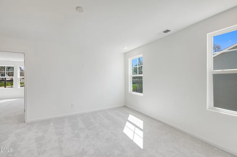 1040 Red Finch Way Angier, NC 27501