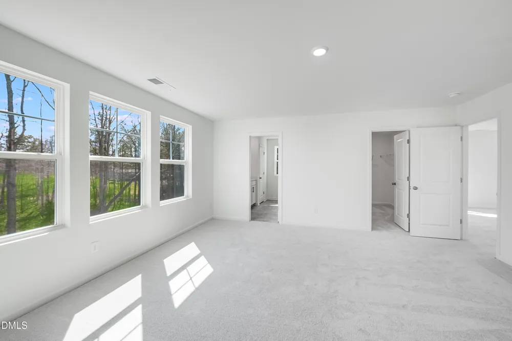 1040 Red Finch Way Angier, NC 27501