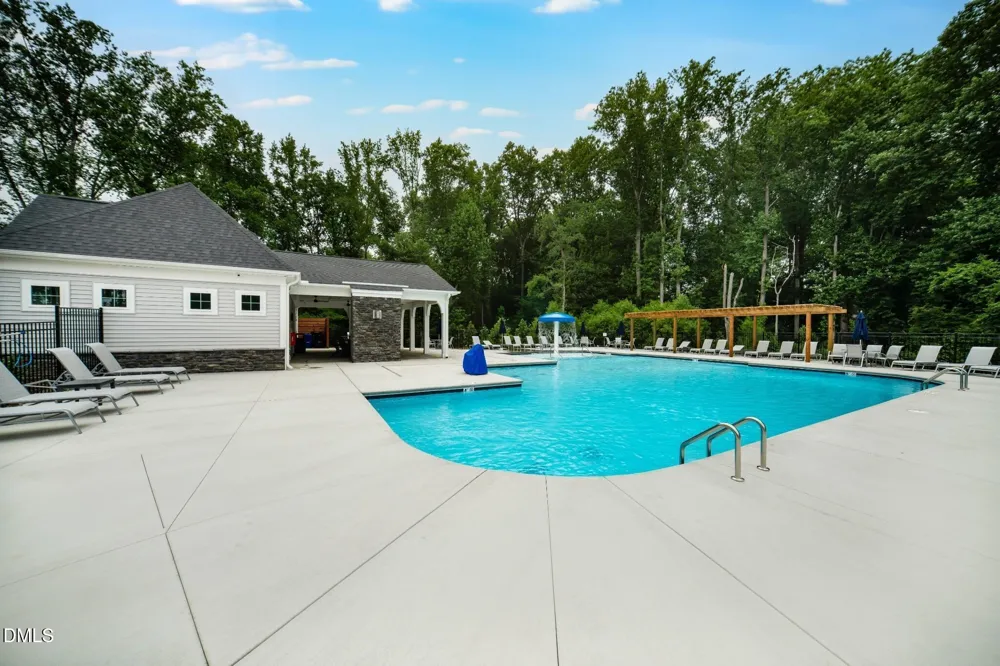 1040 Red Finch Way Angier, NC 27501