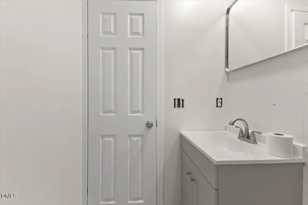 3573 Jacobs Road Stem, NC 27581