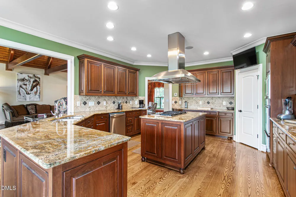 841 Dunleigh Drive Burlington, NC 27215