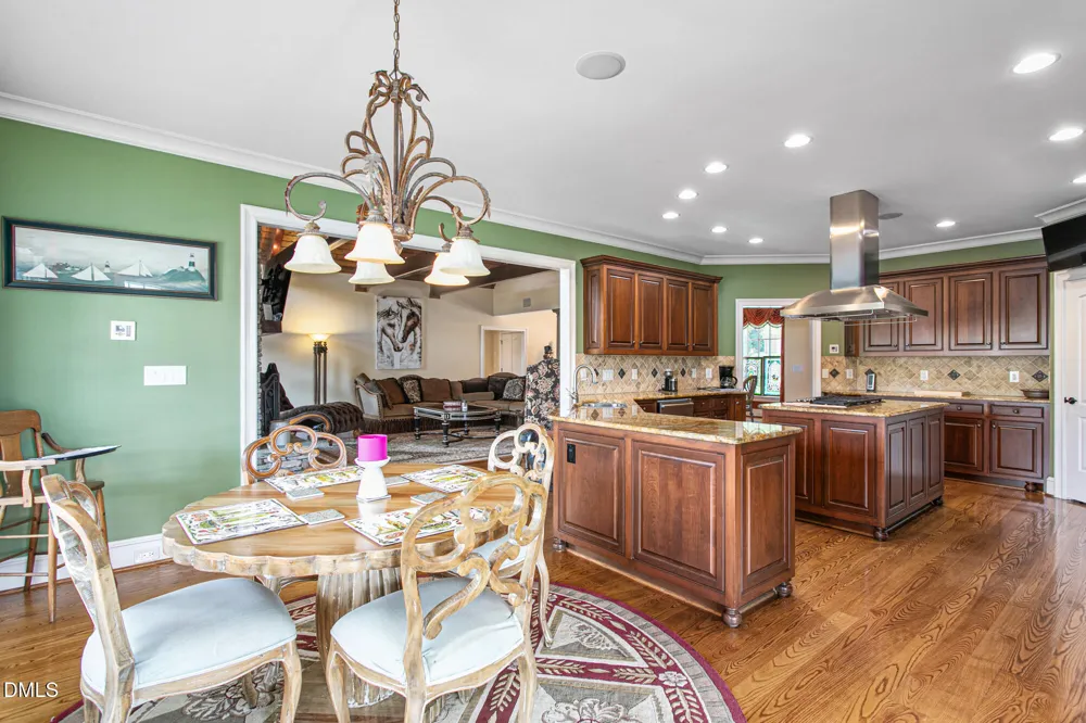 841 Dunleigh Drive Burlington, NC 27215