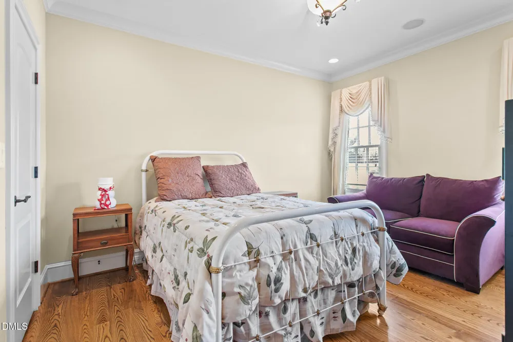 841 Dunleigh Drive Burlington, NC 27215