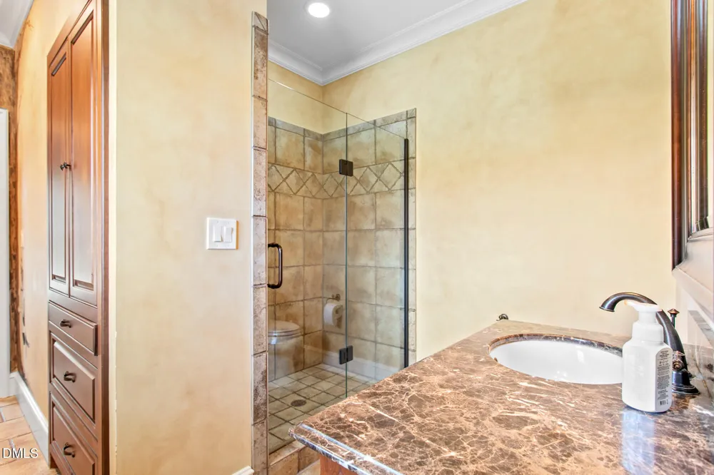 841 Dunleigh Drive Burlington, NC 27215