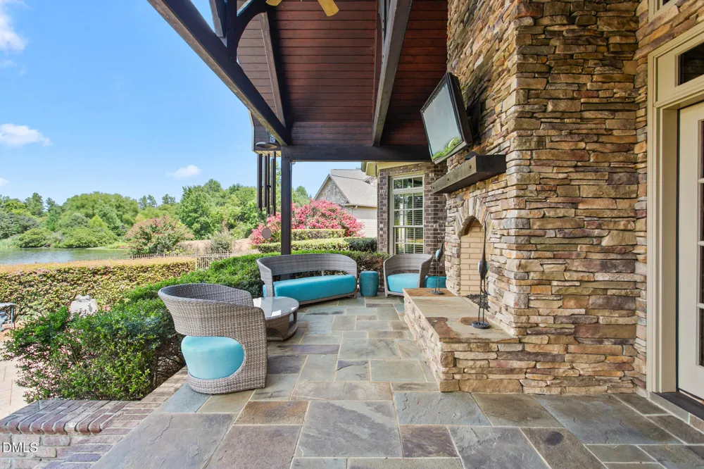 841 Dunleigh Drive Burlington, NC 27215