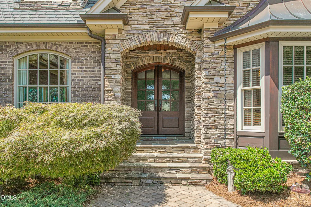 841 Dunleigh Drive Burlington, NC 27215