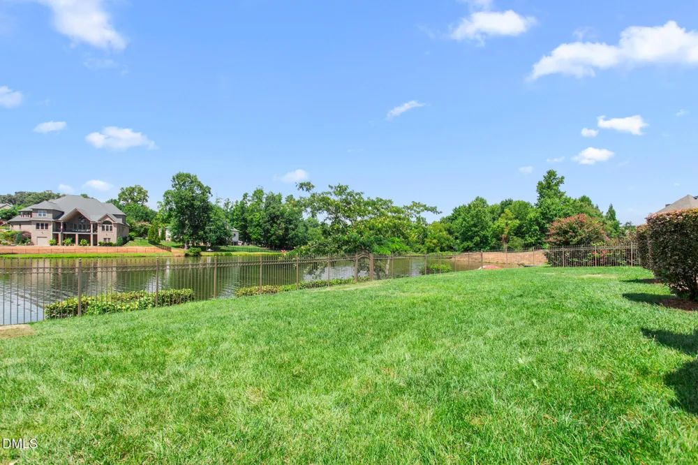 841 Dunleigh Drive Burlington, NC 27215