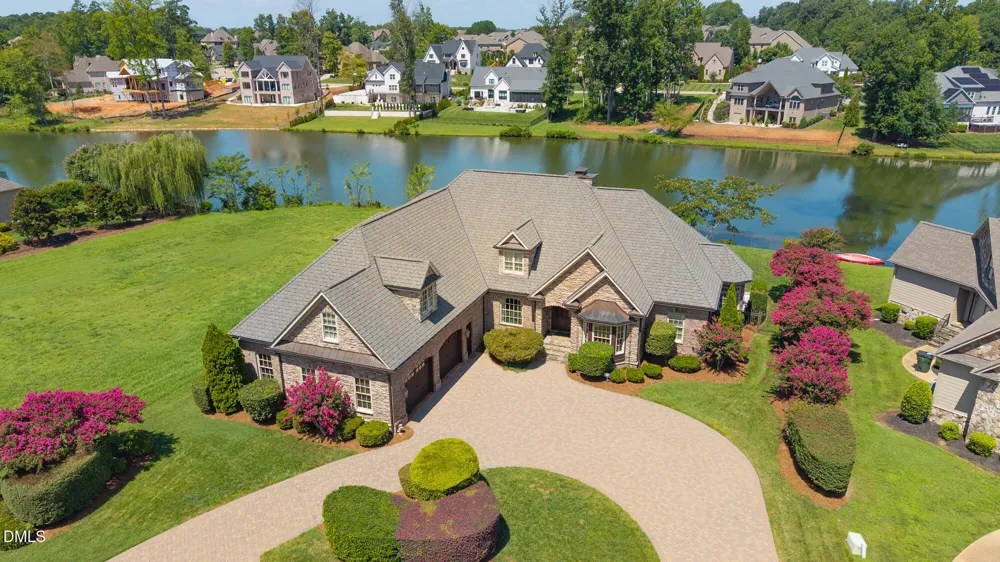 841 Dunleigh Drive Burlington, NC 27215