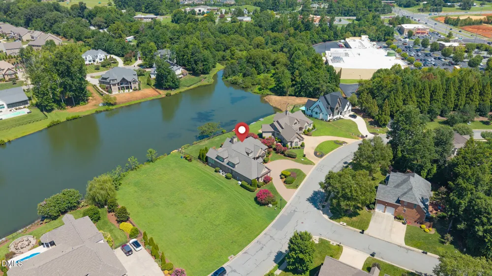 841 Dunleigh Drive Burlington, NC 27215