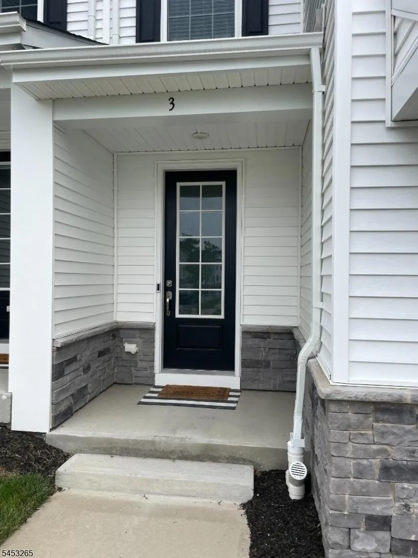 3 MYERS TERRACE Morris Plains, NJ 07950