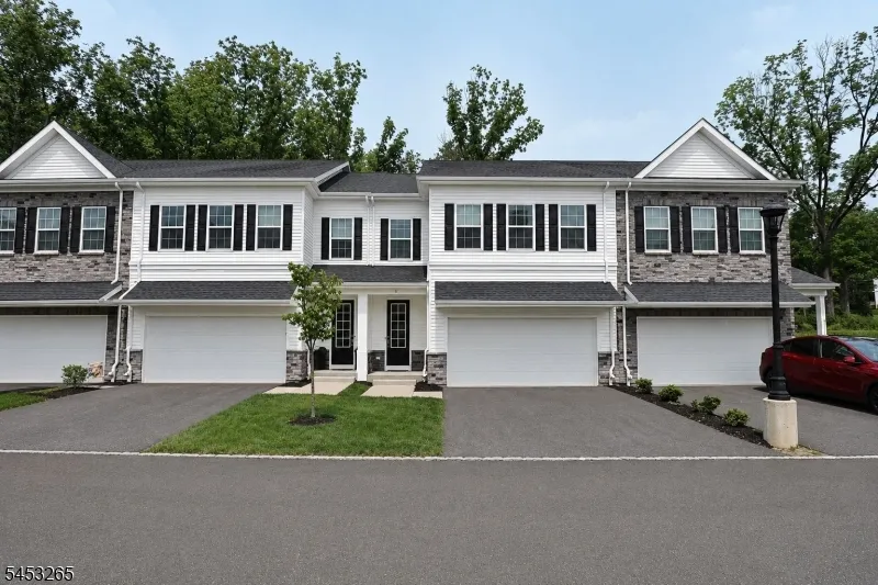 3 MYERS TERRACE Morris Plains, NJ 07950