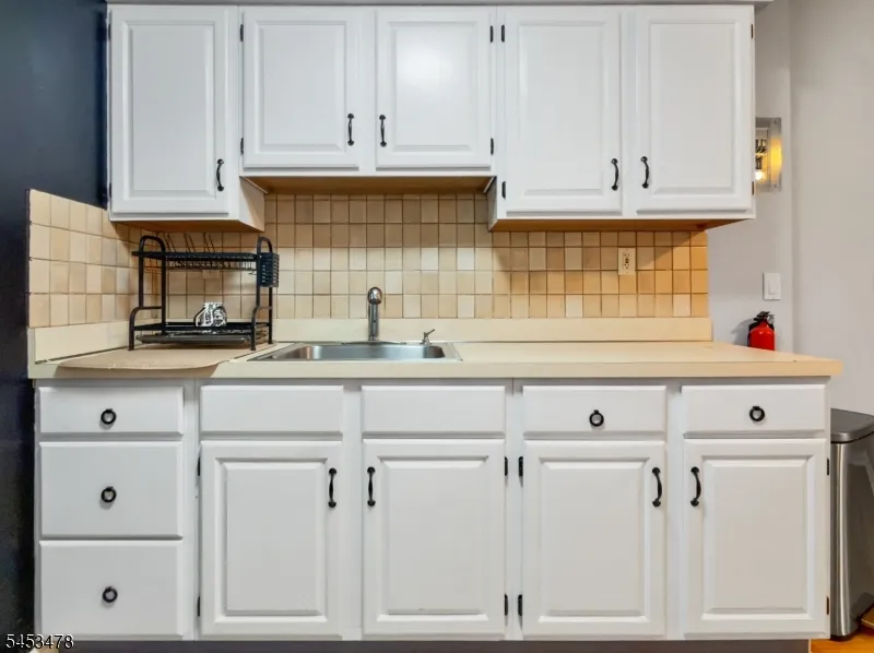 37 Espy Rd #6B Unit 6B Caldwell, NJ 07006